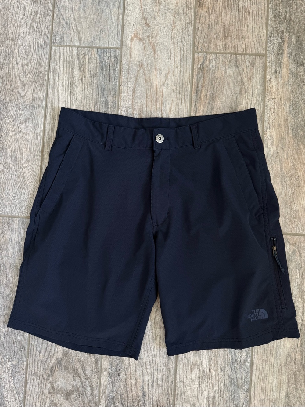 The North Face Rolling Sun packavle hiking shorts sz32